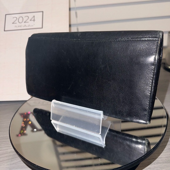 CELINE Long Wallet, Black Leather with Gold Hardware + Triomphe Logo - Picture 2 of 14